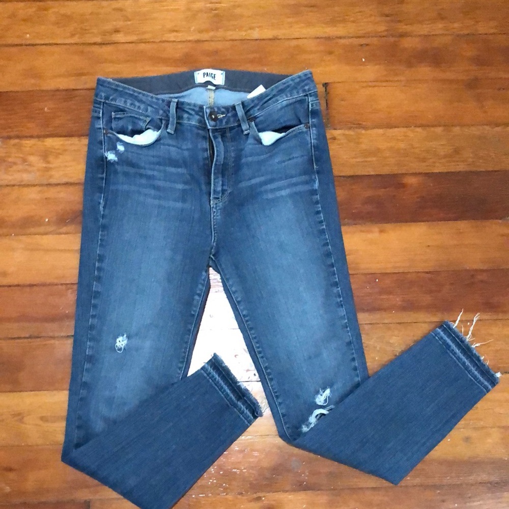 Paige Hoxton Crop Blue Jeans